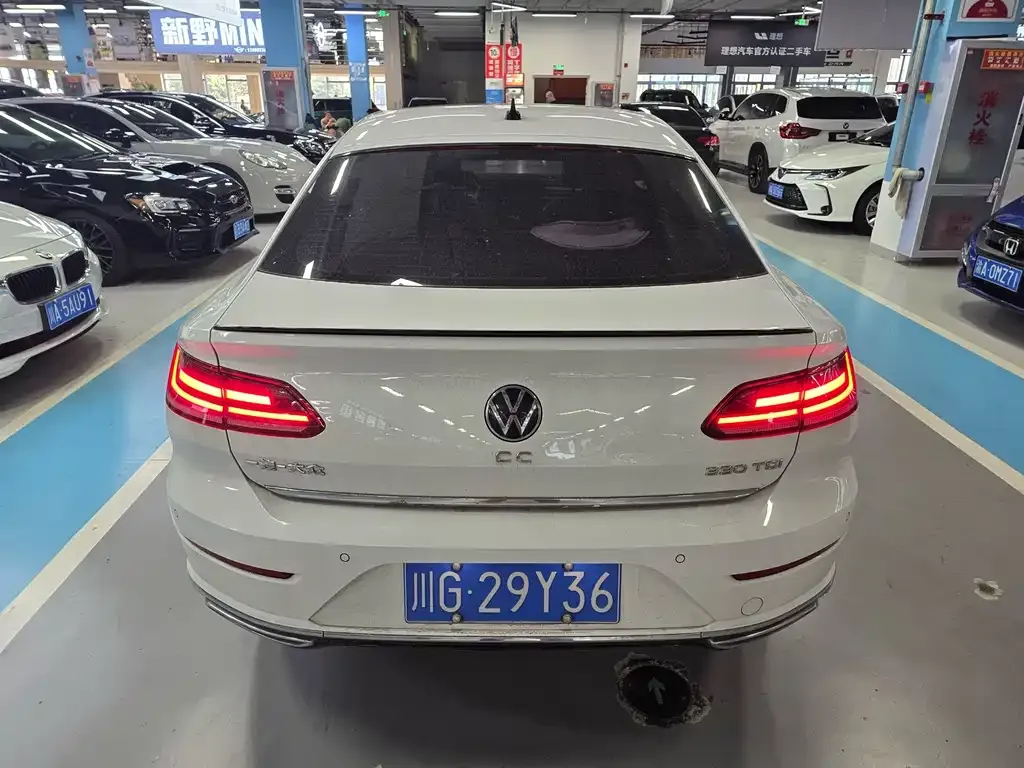 Volkswagen CC — фото 3