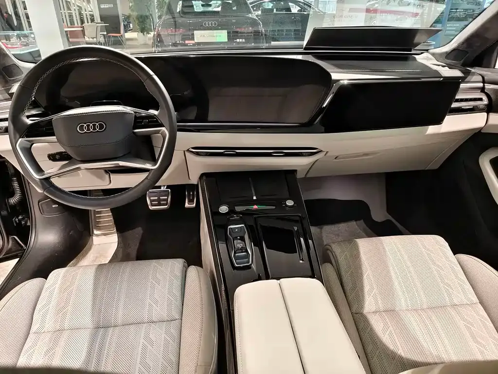 Audi A6L — фото 10