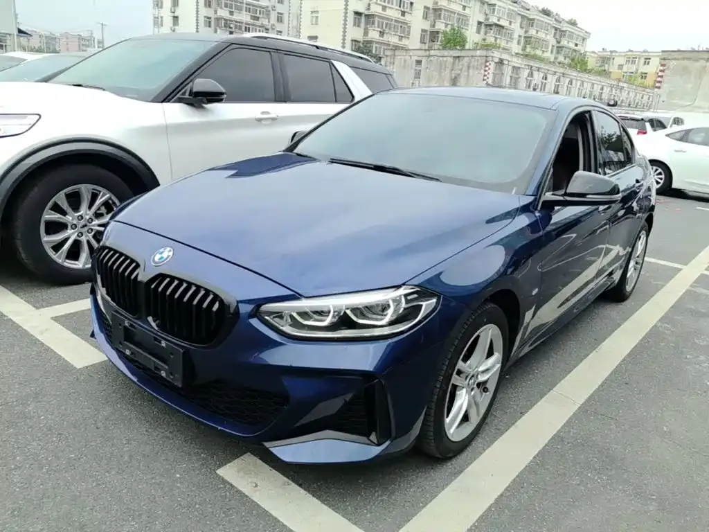 BMW 1 Series — фото 1