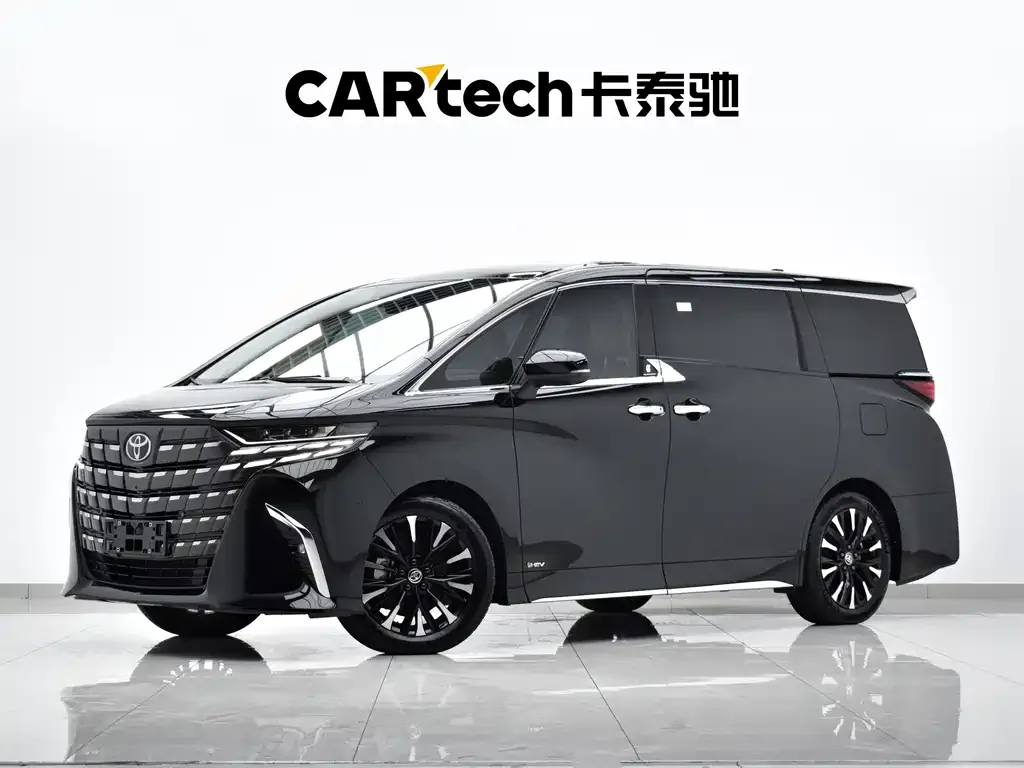 Toyota Alphard — фото 9