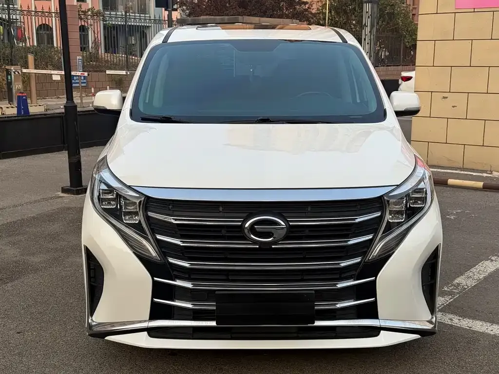 GAC Motor Trumpchi M8 — фото 4
