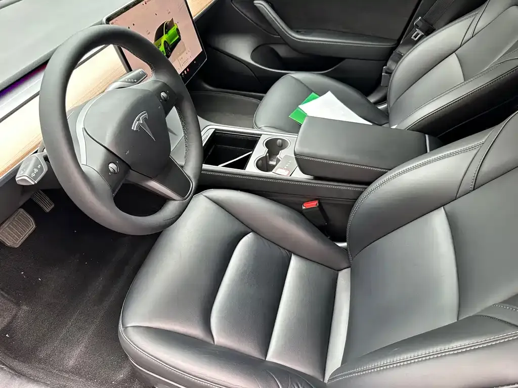 Tesla Model 3 — фото 5
