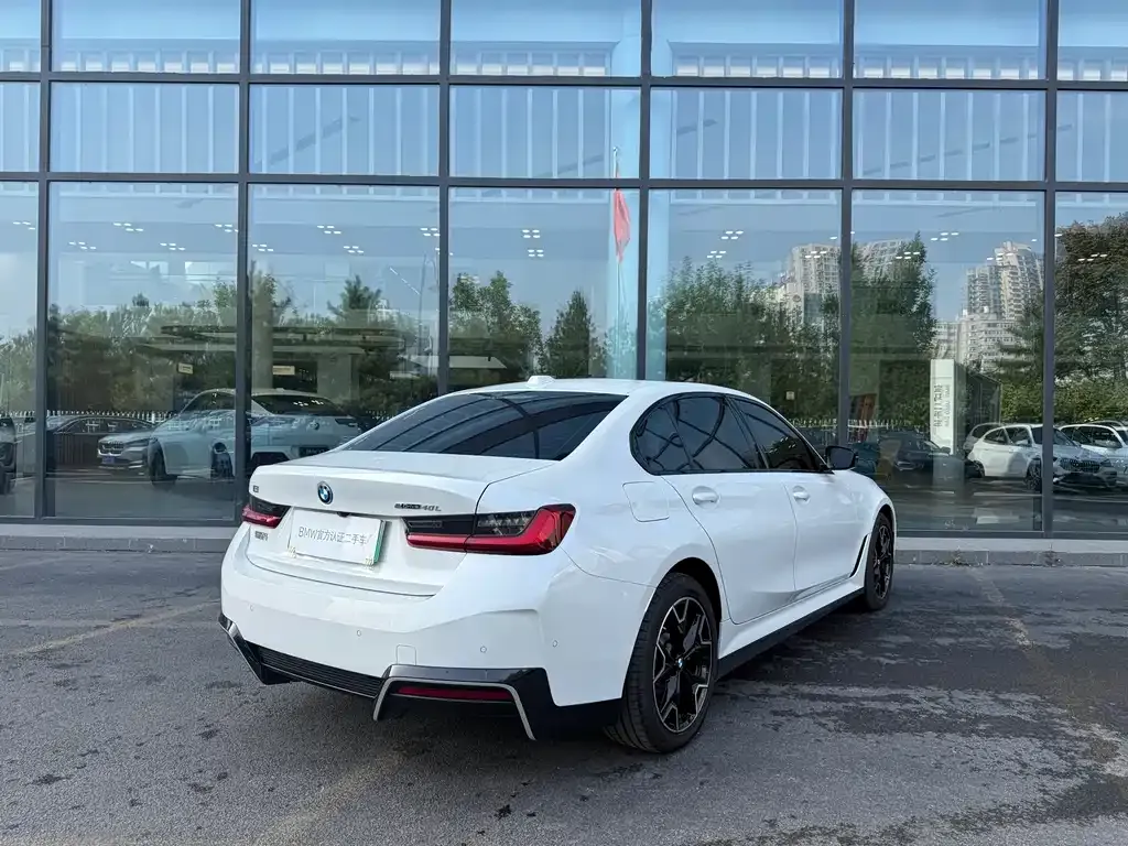 BMW i3 — фото 5