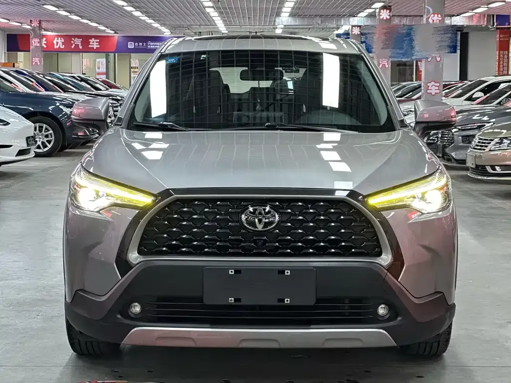 Toyota Corolla Cross — фото 7
