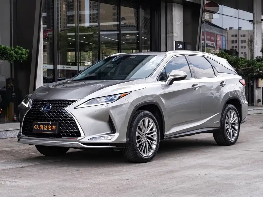 Lexus RX — фото 1