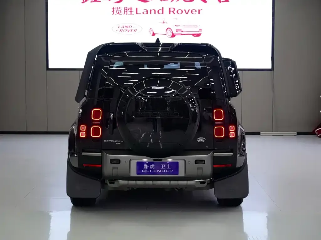 Land Rover Defender — фото 4