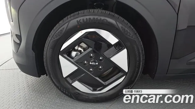 Kia EV3 — фото 6