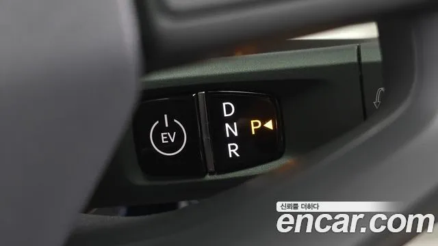 Kia EV3 — фото 10