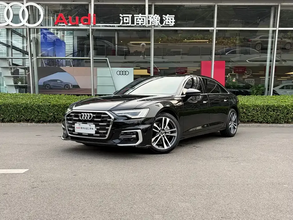 Audi A6L — фото 1
