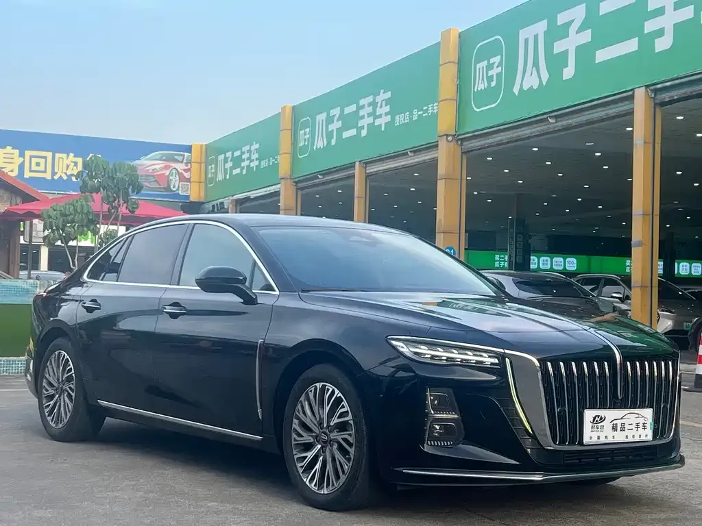 Hongqi H5 — фото 3