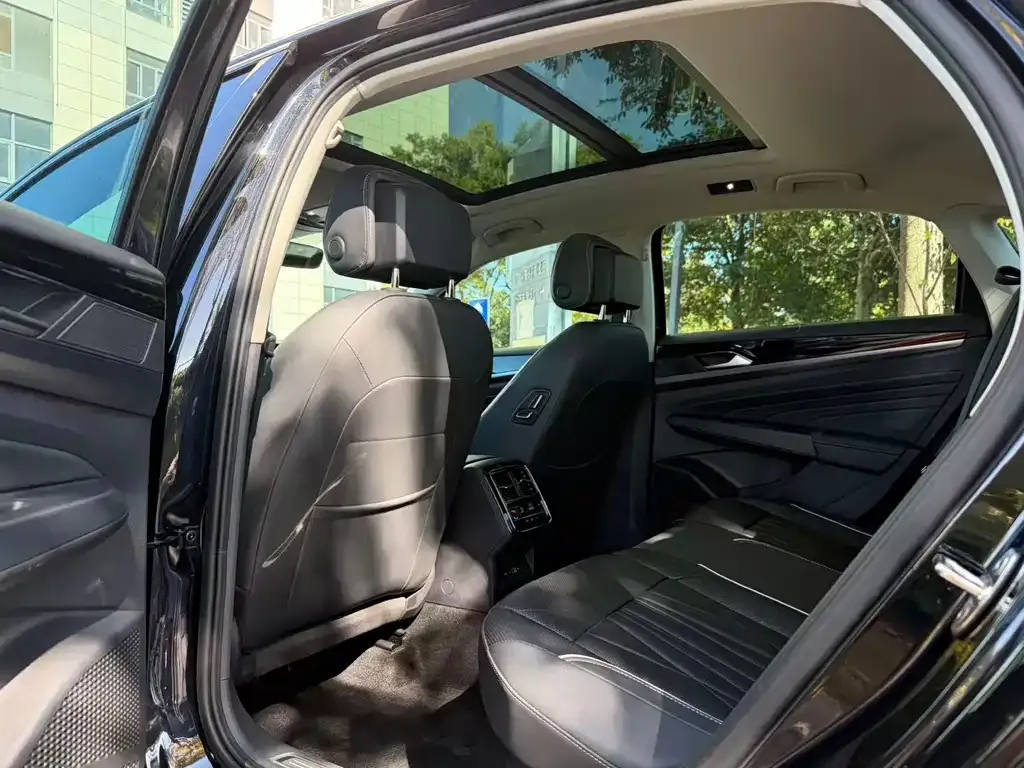 Volkswagen Passat — фото 3