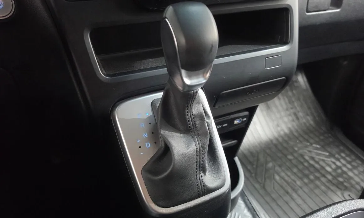 Hyundai Staria — фото 3