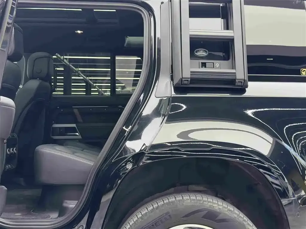 Land Rover Defender — фото 5