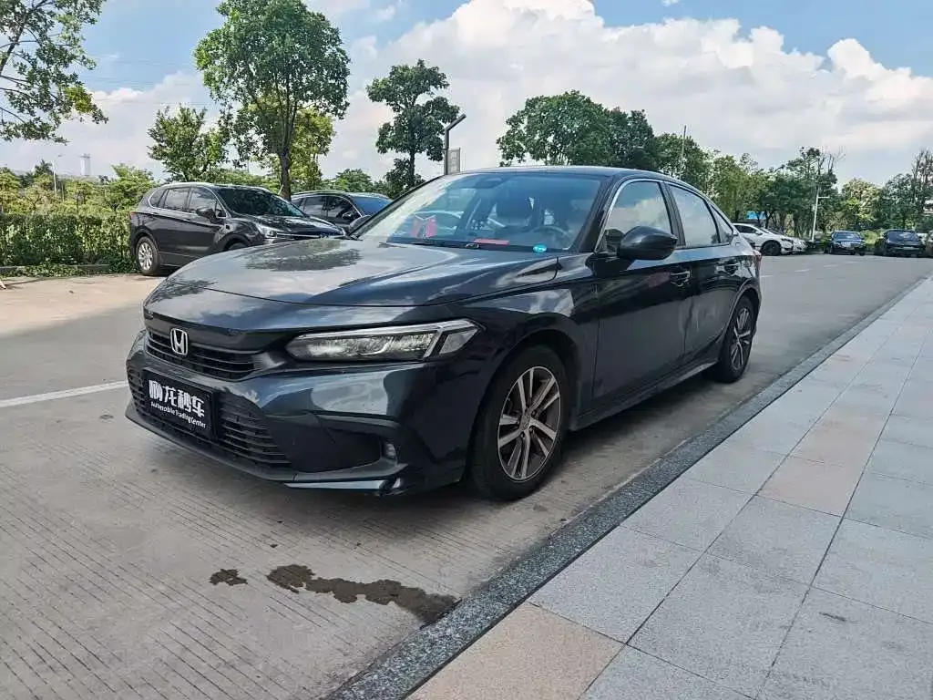 Honda Civic — фото 1