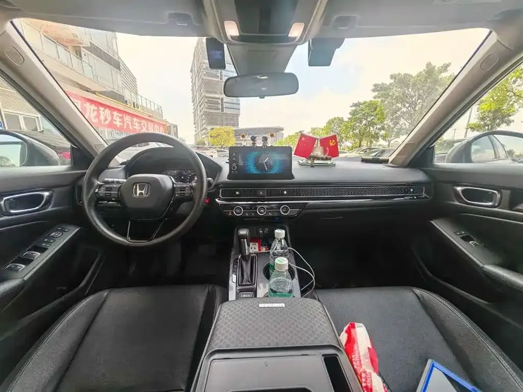 Honda Civic — фото 7