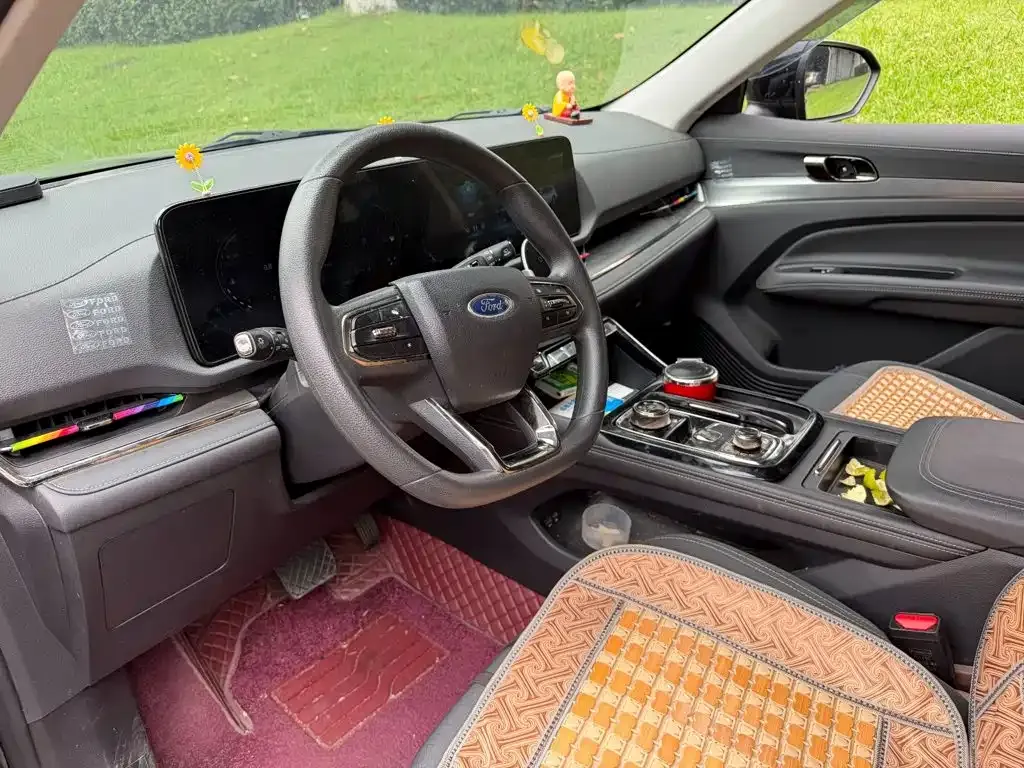 Ford Equator Sport — фото 1