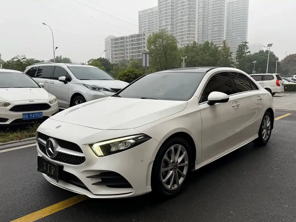 Mercedes-Benz A-Class — фото 1