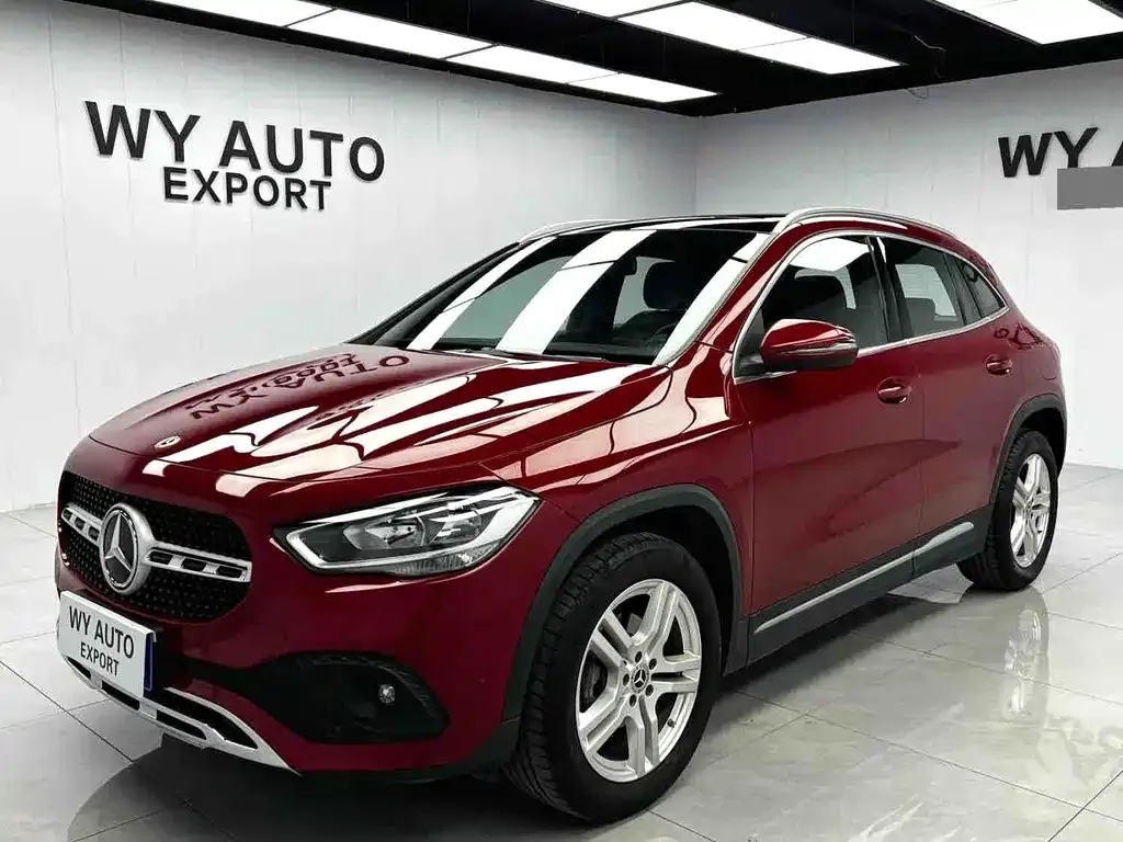 Mercedes-Benz GLA — фото 1