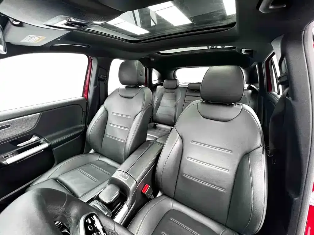 Mercedes-Benz GLA — фото 5