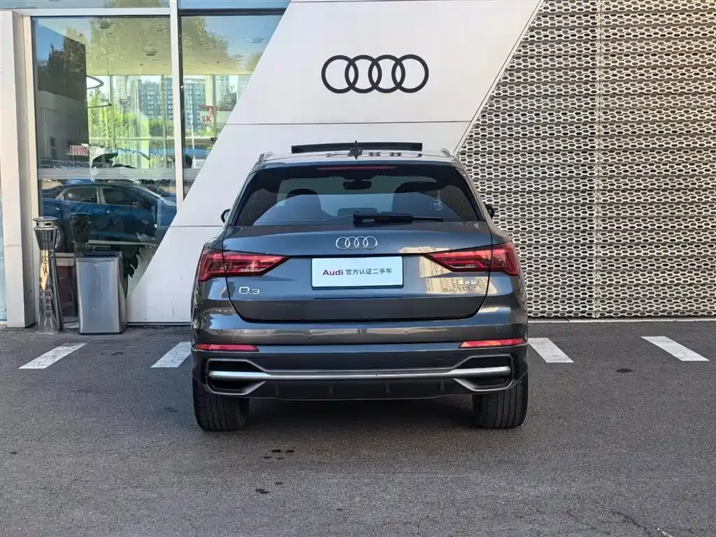 Audi Q3 — фото 9