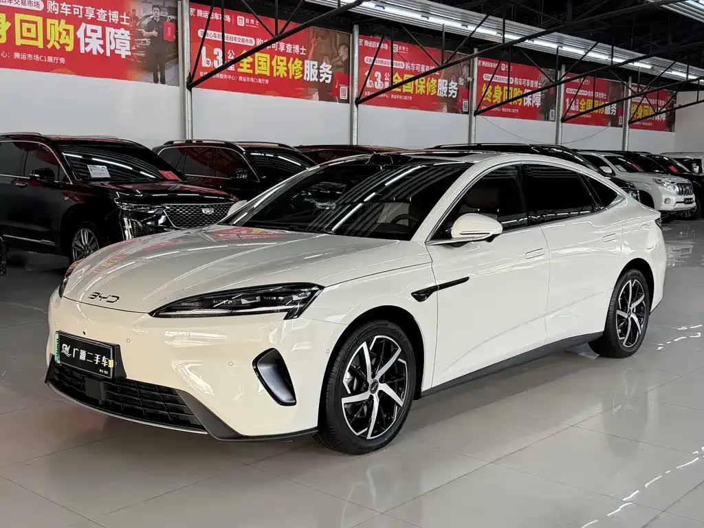 BYD Seal 07 DM-i — фото 1