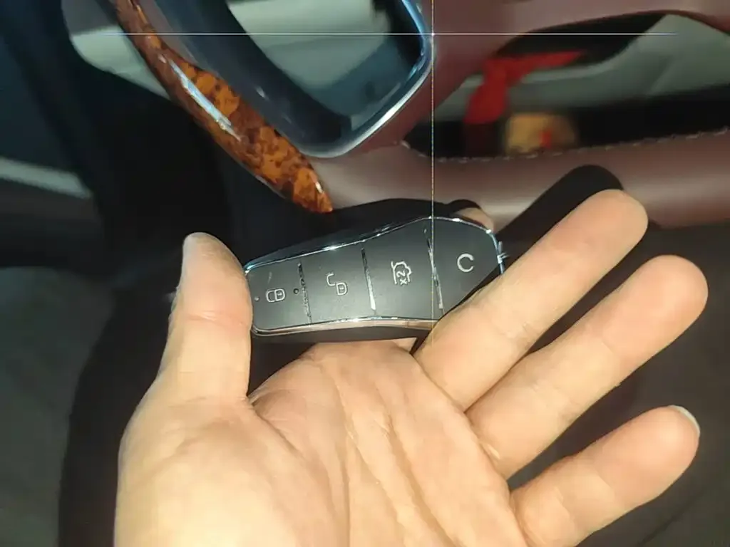 BYD Seal — фото 6
