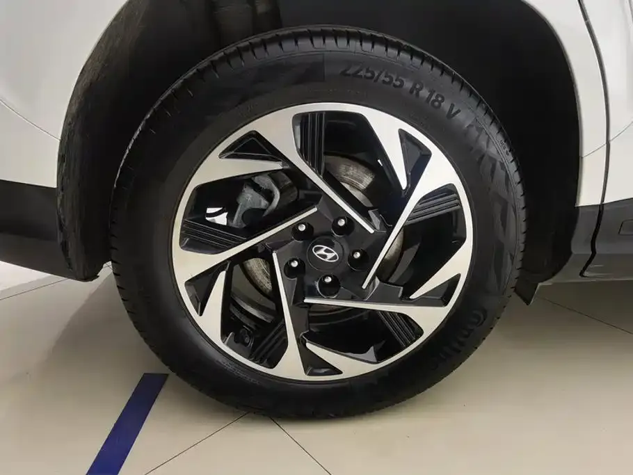 Hyundai Custo — фото 2