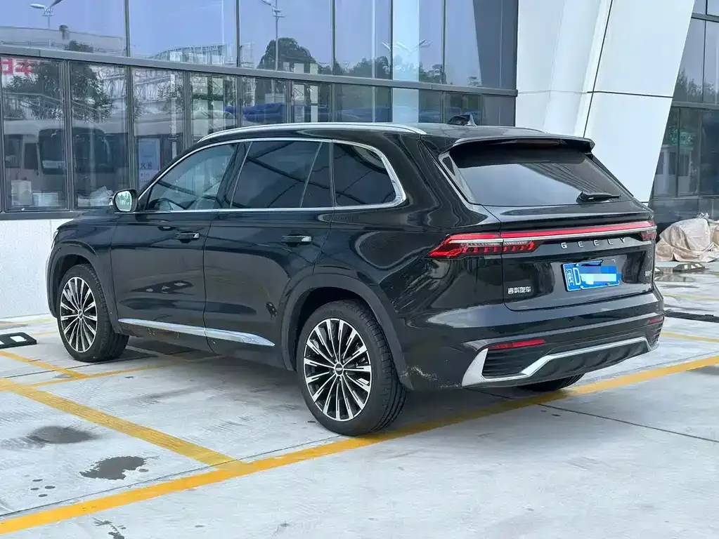 Geely Xingyue L — фото 10