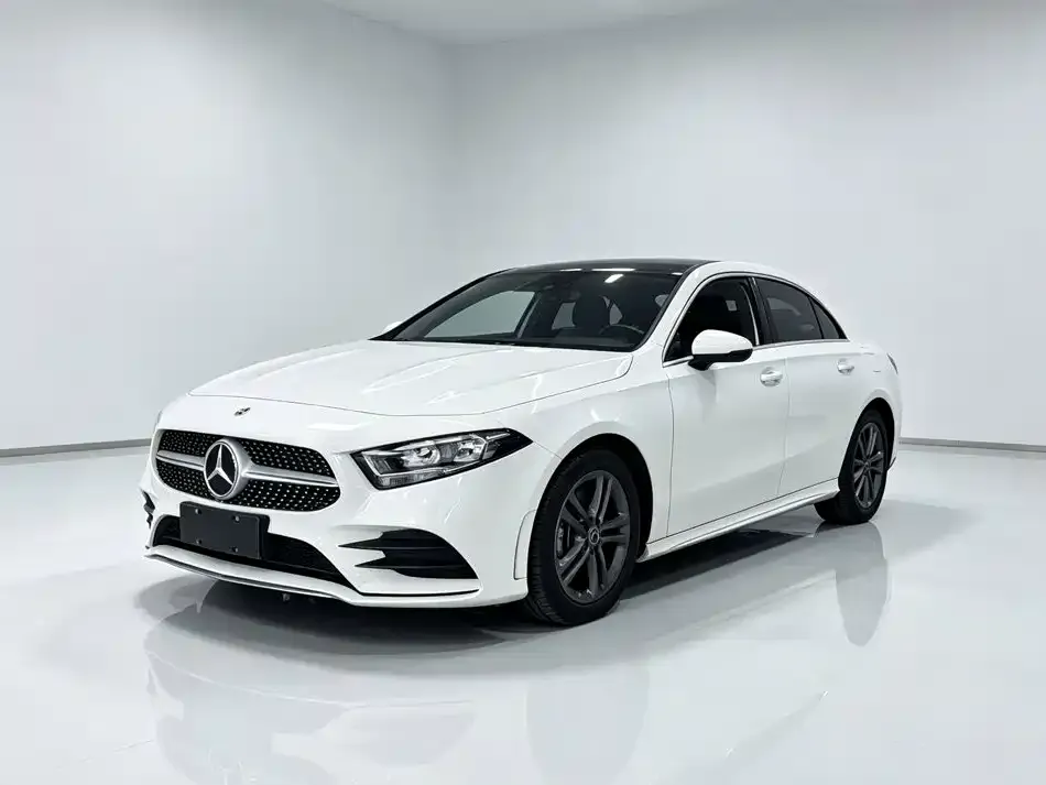 Mercedes-Benz A-Class — фото 1