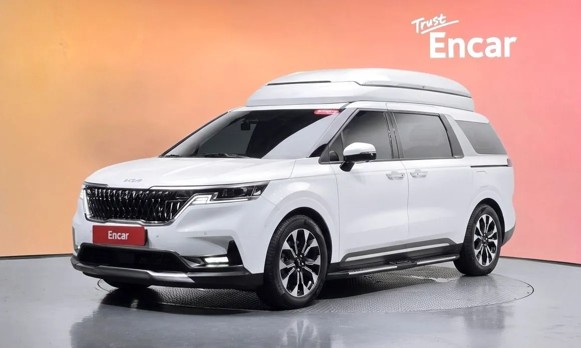 Kia Carnival — фото 1