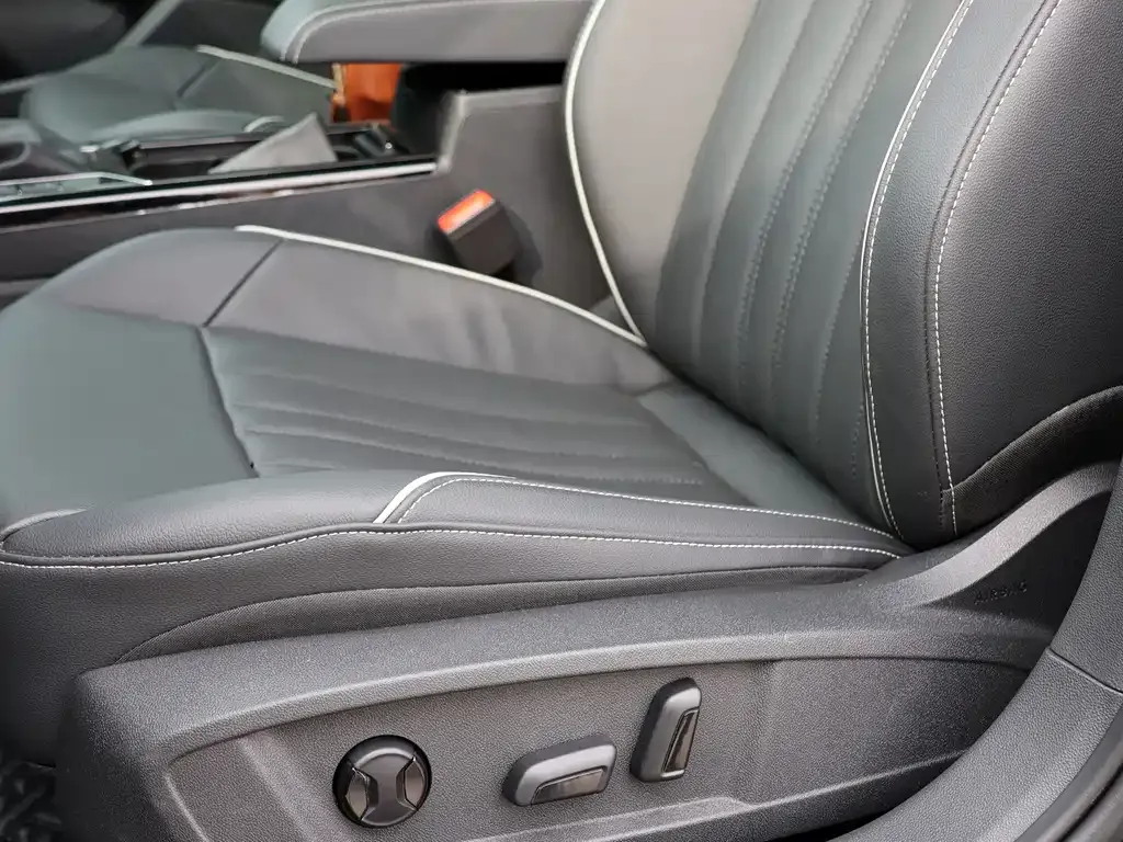 Volkswagen Passat — фото 7