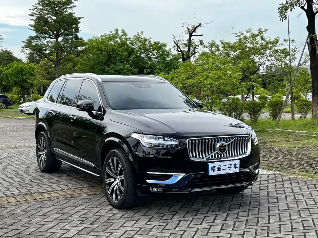 Volvo XC90 — фото 6