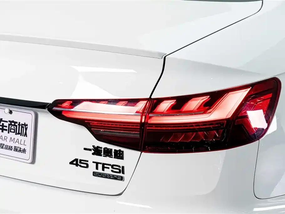 Audi A4L — фото 5