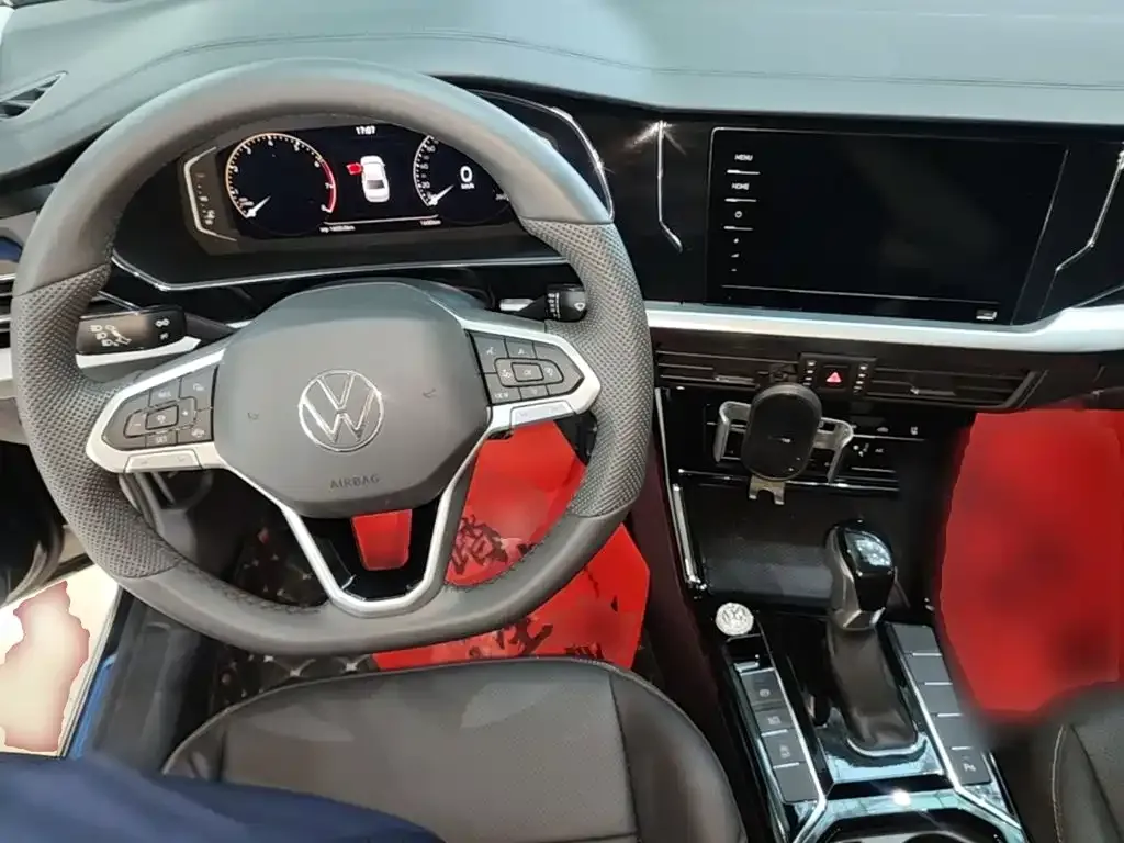 Volkswagen Passat — фото 8