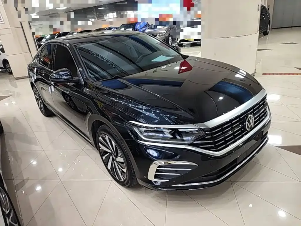 Volkswagen Passat — фото 7