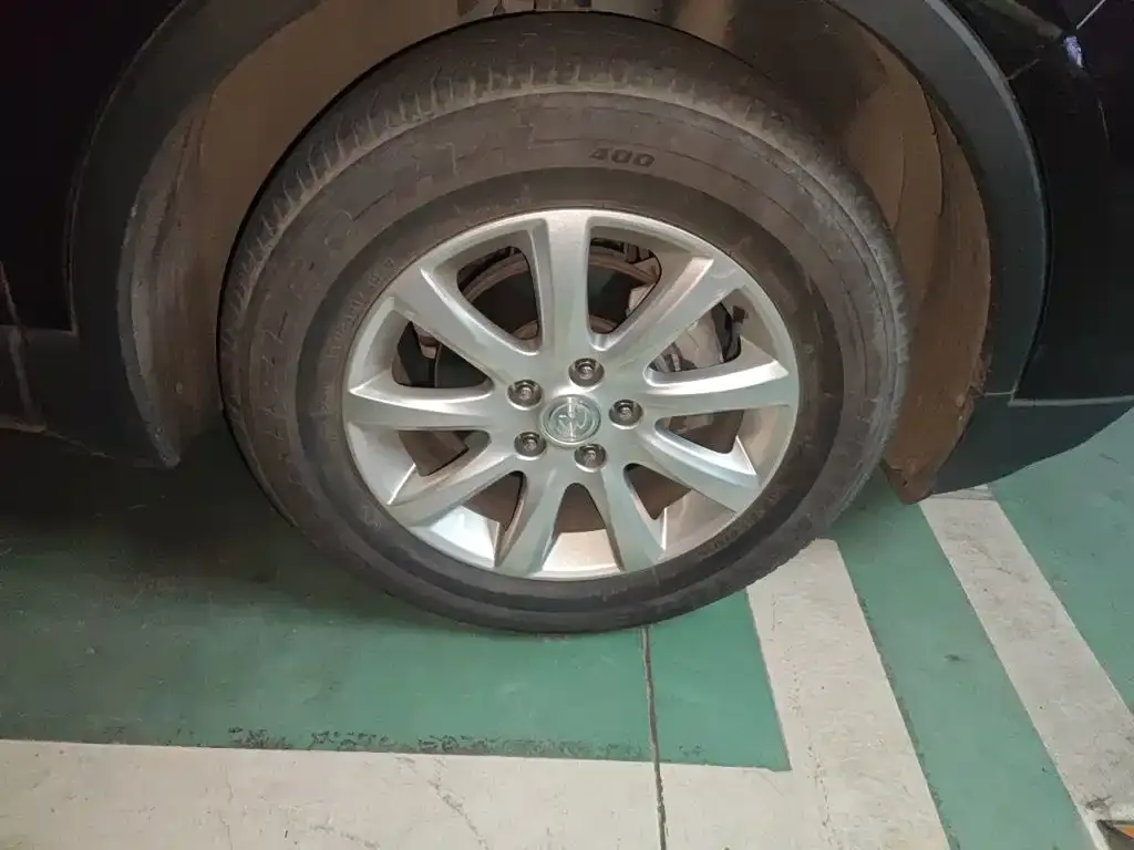 Buick Envision Plus — фото 10