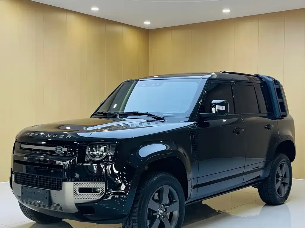 Land Rover Defender — фото 1