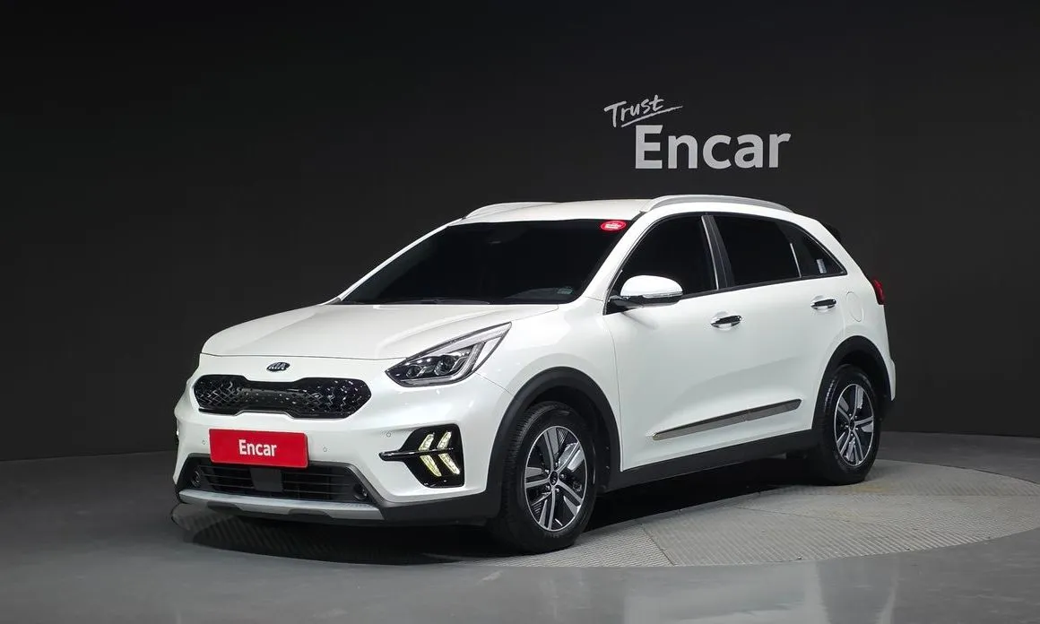 Kia Niro — фото 1