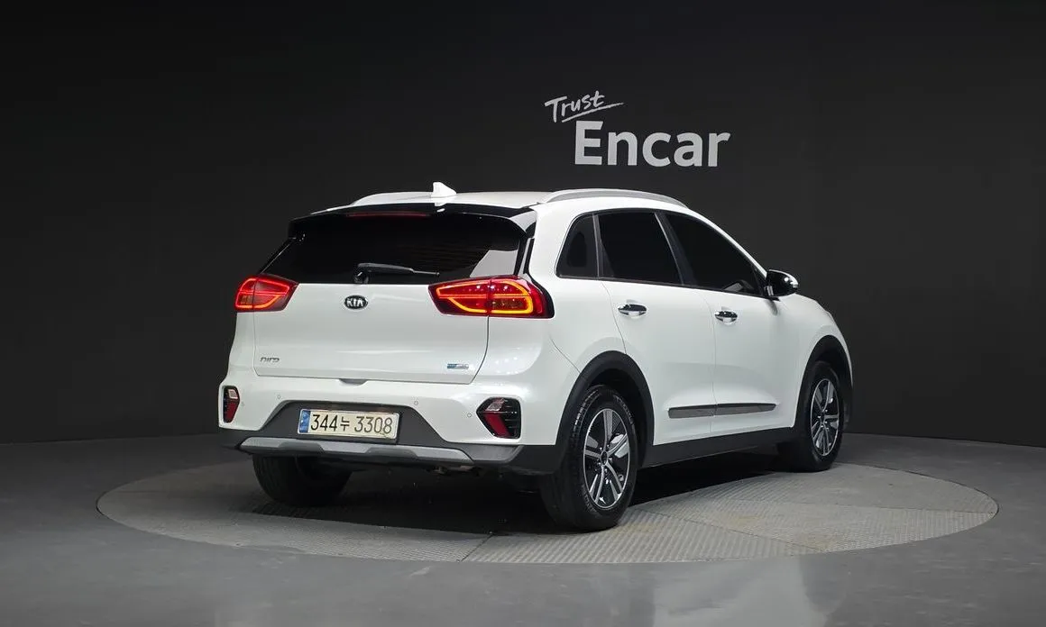 Kia Niro — фото 3