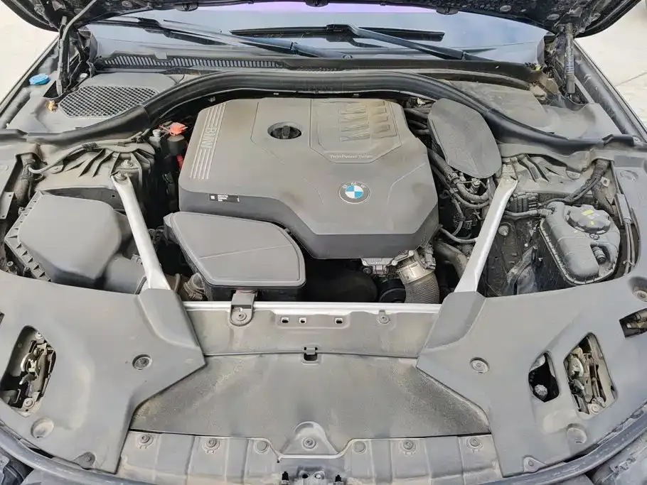 BMW 5 Series — фото 10