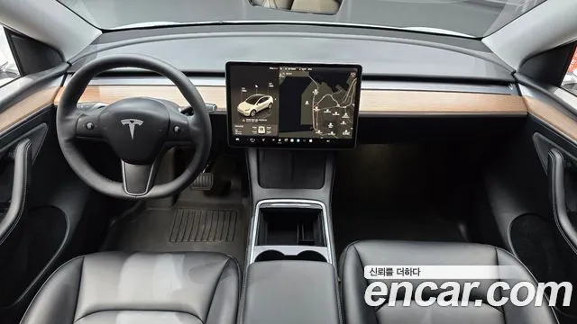 Tesla Model Y — фото 6