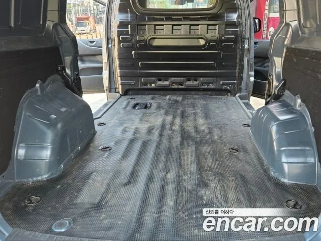 Hyundai Staria — фото 10