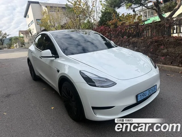 Tesla Model Y — фото 7