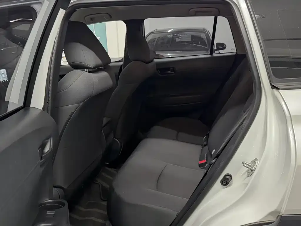 Toyota Corolla Cross — фото 4