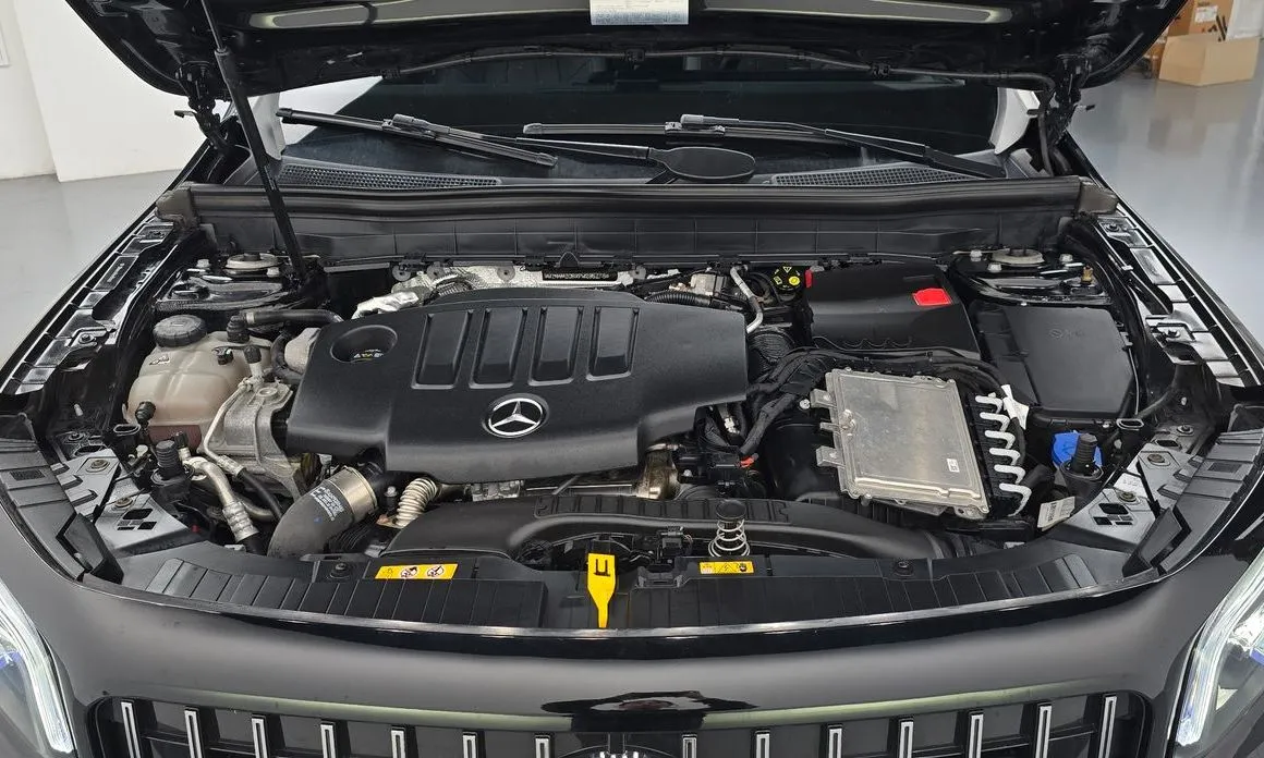 Mercedes-Benz GLB-Class — фото 10