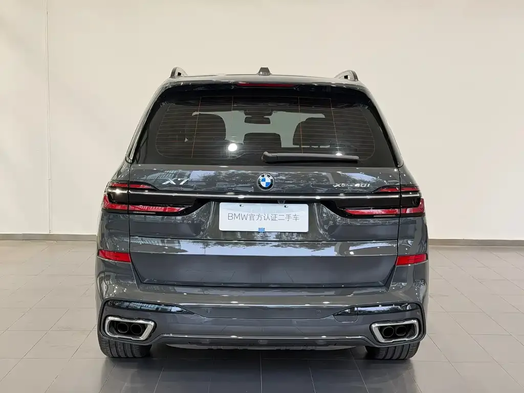 BMW X7 — фото 10