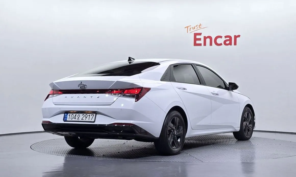 Hyundai AVANTE — фото 2