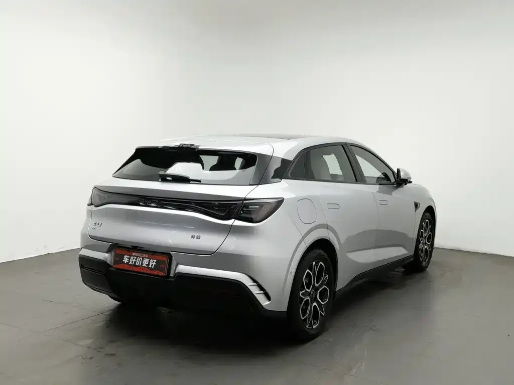 BYD Seal 06GT — фото 10