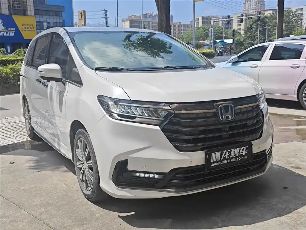 Honda Odyssey — фото 2