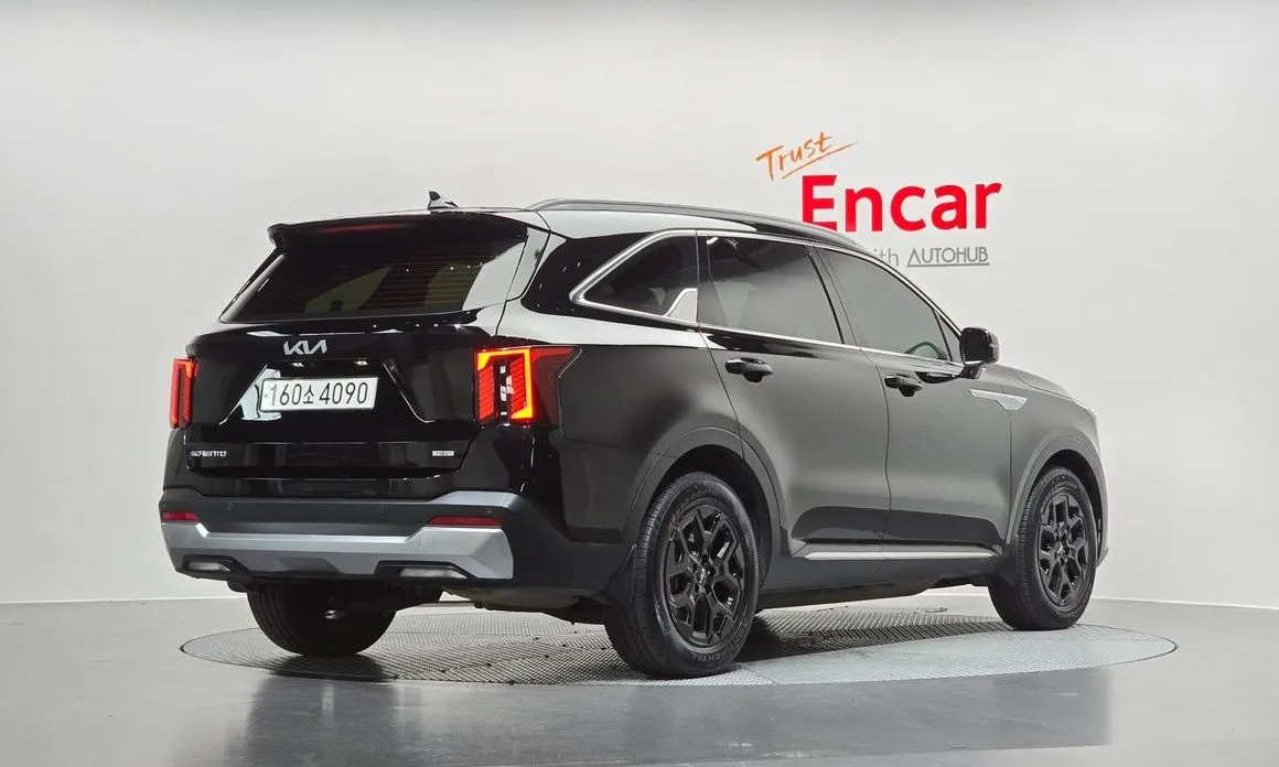 Kia Sorento — фото 5
